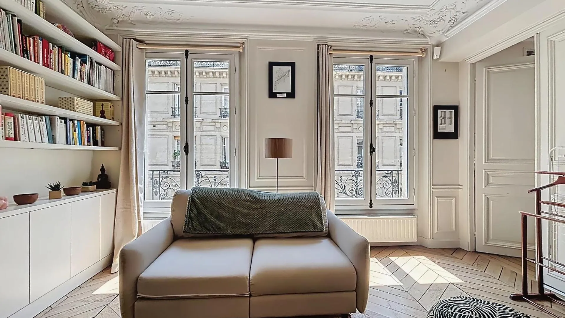 Charming Apartment Near Pigalle & Montmartre Párizs 0*,  Franciaország